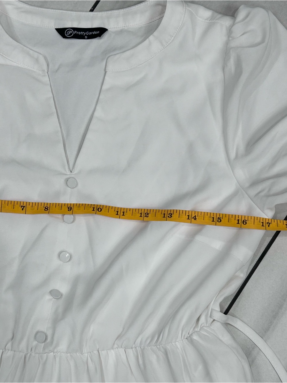 Pretty Garden White Summer Dress Short Sleeve Buttons Size Small Flowy - Picture 4 of 6